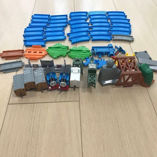 Plarail zugset mit schienen - plarail,