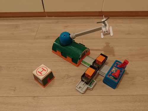 Harold cargo delivery tomy - cargo,